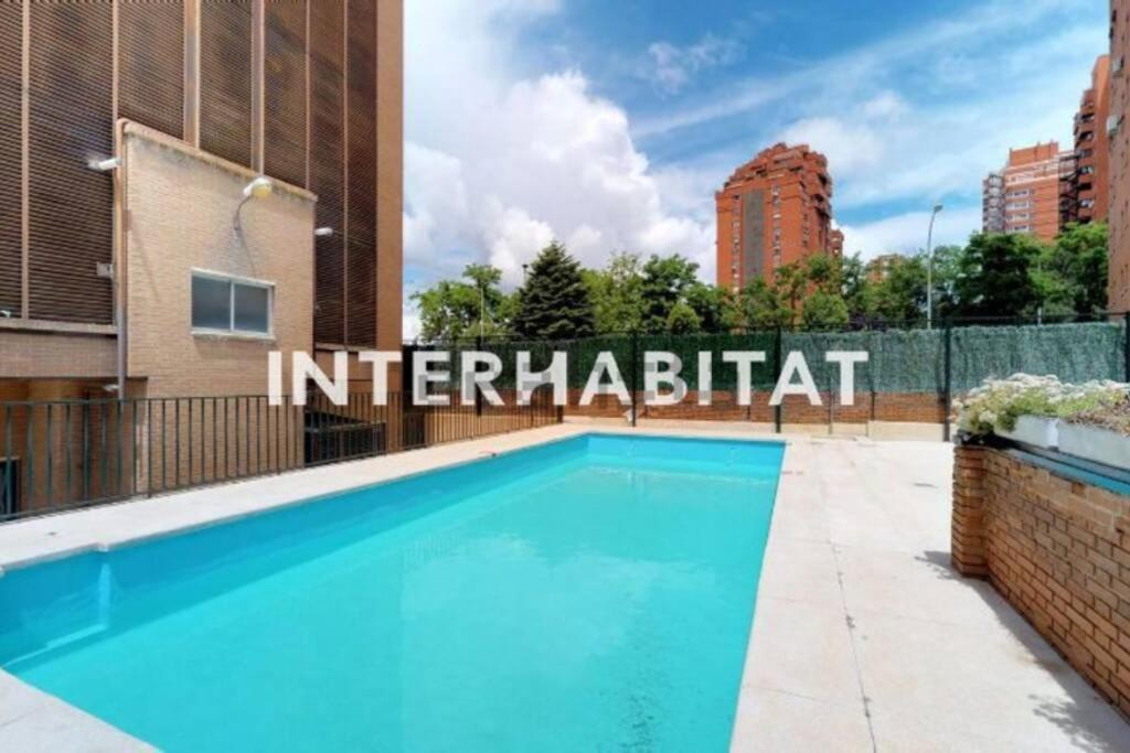 Apartamento Cozy designer apart / Acogedor apartamento de diseño ● WiFi - Jacuzzi - A/C SteamSauna Madrid Exterior foto